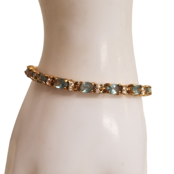 AVON VINTAGE 2003 MARCH BIRTHSTONE AQUAMARINE GOLD TENNIS BRACELET - Picture 2 of 5